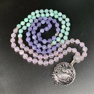 108 bead knotted mala w/pendant for essential oils